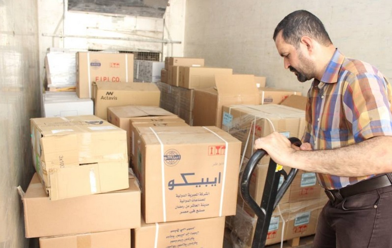 العيادات الشعبية ترسل (3) أطنان من أدوية الأمراض المزمنة للنازحين  إلى إقليم كردستان