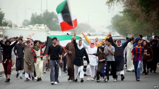 لهذا السبب الذي جعل الكويت تسحب الجنسية من 18 مواطنا؟؟؟!!!!