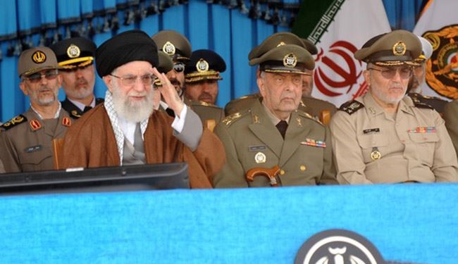 المرشد الايراني يتوعد بالرد العنيف والصعب على اي اساءة لحجاج بلاده