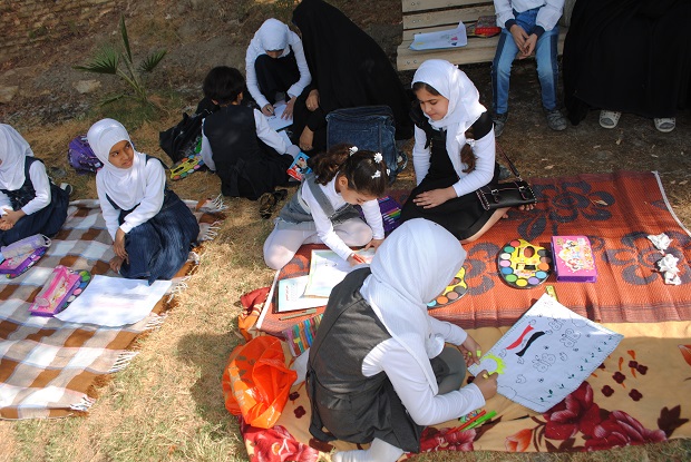 كربلاء :مهرجان للرسم التشكلي في فضاء الحرية بقضاء الهندية (مصور)