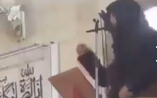 بالفيديو :لحظة مقتل أمير النصرة في إدلب بقذيفة (ار بي جي)