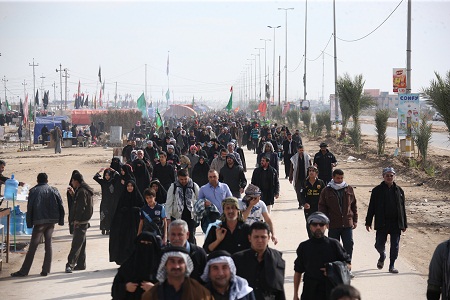 الامن في كربلاء يلقي القبض على مثيري شغب كانوا يريدون تعكير صفو زيارة الاربعين