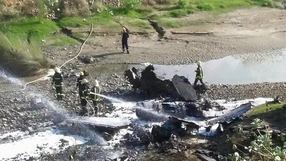 بالفيديو: سقوط مقاتلة بحرينية في جازان جنوب السعودية