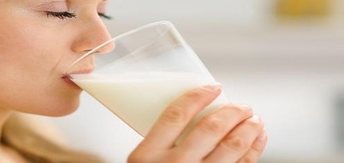 4 مشروبات طبيعية لعلاج «الحموضة» و«حرقة المعدة»