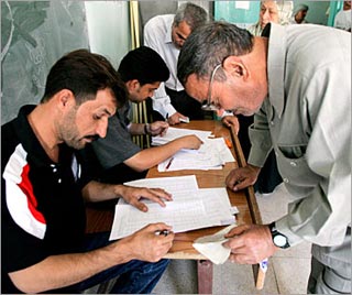 اعداد الناخبين المؤهلين للمشاركة في الانتخابات المقبلة هو (450000) في كربلاء