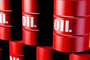 توزيع 100 لتر من مادة النفط الابيض على جميع العوائل في كربلاء