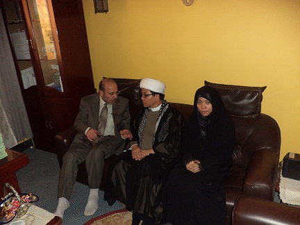 وفد تايلندي يزور مؤسسة ايتام في كربلاء(مصور)