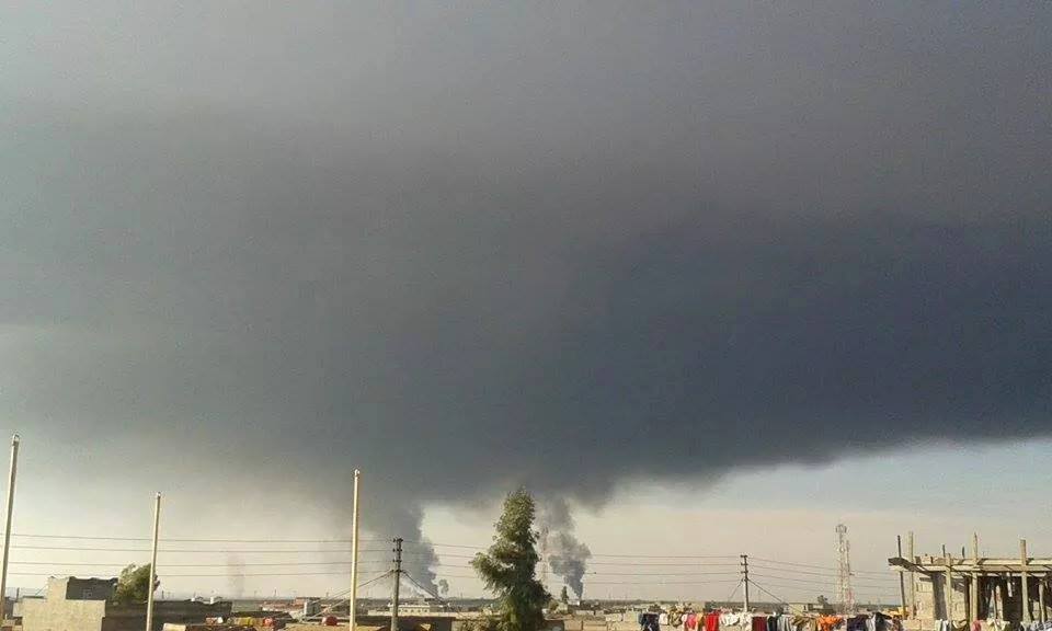 عاجل:داعش  بحرق حقول النفط في كركوك (مصور)