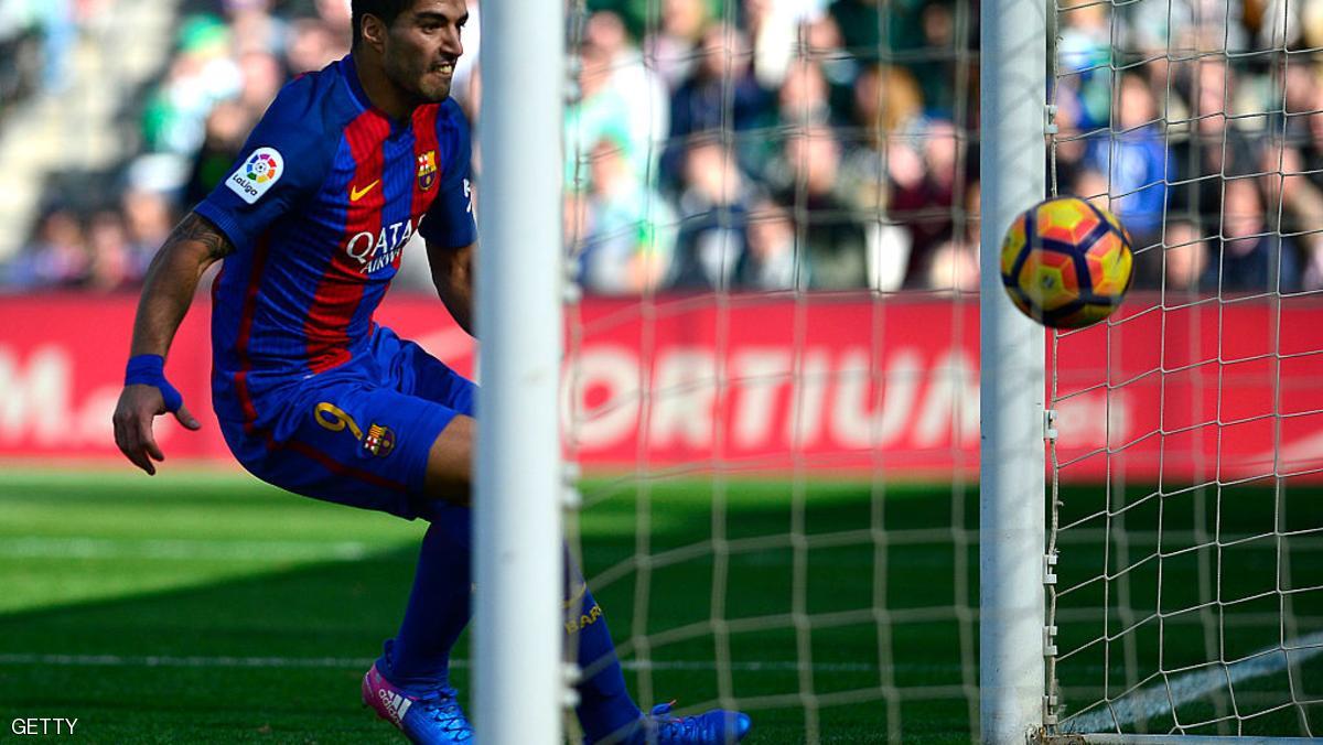 "فضيحة هدف برشلونة" تدفع الليغا باتجاه تقنية خط المرمى