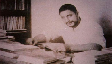 نجل السيد الصدر ينفي تصريحات حول استشهاد والده