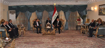 الخزاعي يتسلم دعوة من الرئيس الايراني لمشاركة العراق في إجتماعات قمة عدم الانحياز في طهران