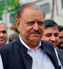 رجل الاعمال ممنون حسين رئيسا للباكستان