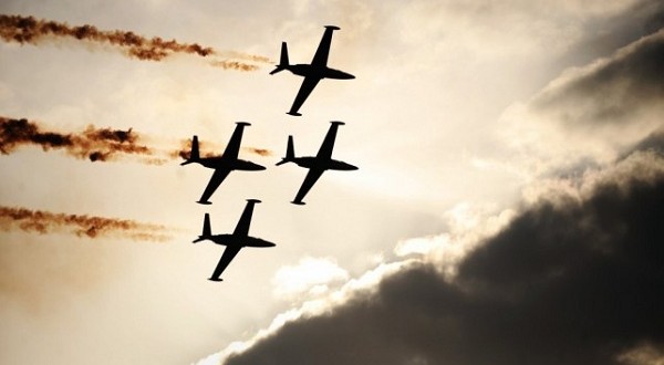 أنباء عن سقوط طائرة اف22 رابتور أمريكية شمال الأردن بصاروخ سوري ..