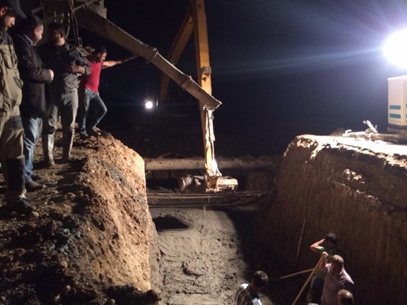 وزارة الموارد المائية تواصل العمل بحملة تصريف مياه الامطار