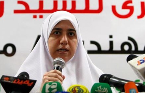 ابنة مرسى تكشف ما قاله والدها قبل عزله