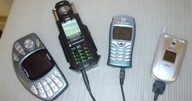 لص يسرق هاتفًا ثم يعيده لصاحبه بعد أن وجده قديمًا