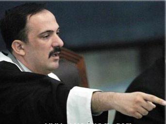 القاضي العريبي يتهم جهات باخفاء وثائق تفيد المحكمة