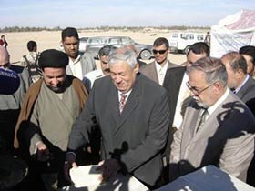 السفيرالكويتي في العراق يزورالنجف الاشرف ويطلع على  مشاريع كويتية هناك