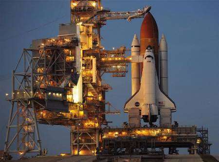 ناسا تلغي موعدا مزمعا يوم الجمعة لاطلاق مكوك الفضاء اتلانتيس