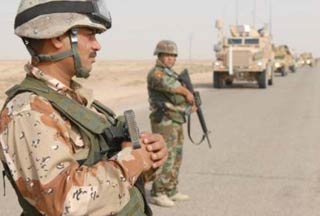 صحيفة : تطوير قدرات الأمن العراقي "حاسم" لانسحاب القوات الأمريكية