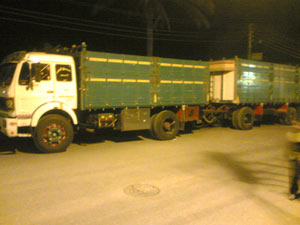 اطلاق سراح سائقي شاحنات سوريين كانوا محتجزين في كربلاء