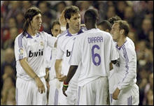 ريال مدريد يفلت من كمين أتلتيك بلباو بهدف نيستلروي