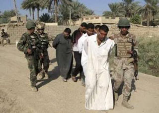 القبض على خمسة إرهابيين وإحدى عشرة انتحارية بينهن ذباحتان في ديالى