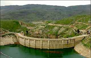 جلسة ثالثة ناقشت الواقع الحالي للمياه والسدود في العراق  وعلاقته بدول الجوار