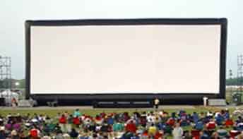 نصب ثلاث شاشات تلفزيونية عملاقة في عدد من مناطق بغداد