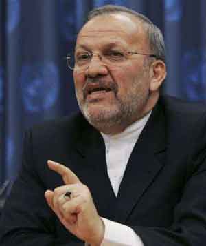 متكي يصل النجف ويلتقي المرجعيات الدينية فيها