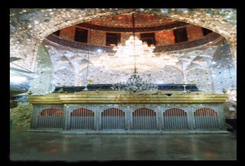 مجموعة (لقطة) للتصوير تقيم معرضا الفوتغرافي الاول على قاعة البيت الثقافي في كربلاء