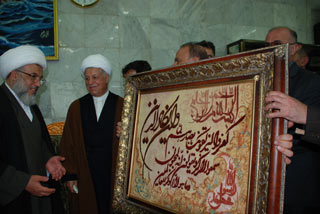 الرفسنجاني : شعرت في حالة من الانبهار في لحظات دخولي العتبة العاشورائية