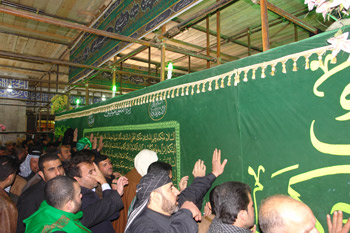 انطلاق أكثر من (2500) زائرا من كربلاء إلى سامراء