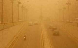 سوء الحالة الجوية يلقي بضلاله على مرضى الربو مع هبوط طائرتين بشكل إضطراري في مطار البصرة