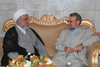 رئيس مجلس الشورى  الايراني يؤكد ان بلاده مستعدة لتسليم  الموقوفات الخاصة بالامام الحسين وأخيه العباس  الى العتبات في كربلاء