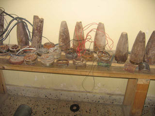 القبض على سته مطلوبين والعثور على قذائف مدفعية وهاون في الحي الصناعي بكربلاء