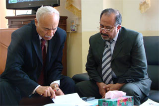 نواب عراقيون  : على الوزارت فهم نصوص القوانين الخاصة بالاستثمار