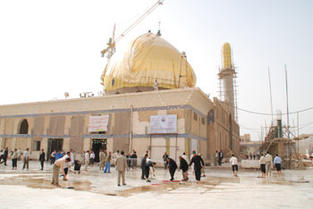 تقرير موقع نون حول حفل إتمام قبة ومنائر مرقد الإمامين العسكريين عليهما السلام