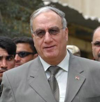 وزير الدفاع : بعد لقائه المرجع السيستاني يؤكد الولاء لله والوطن