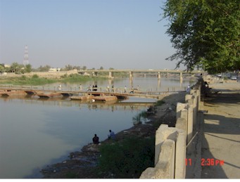 قضاء الهندية في محافظة كربلاء  يخطط للعمل بانشاء جسر ثالث على نهر الفرات