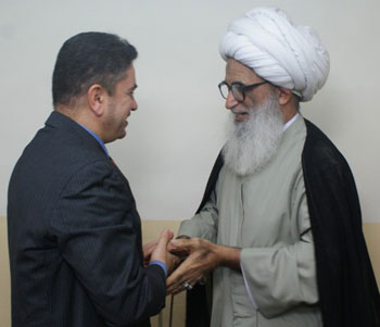 المرجع ألنجفي : نأمل من الإدارة المدنية الجديدة للنجف الكثير لما تتمتع به من روح شبابية