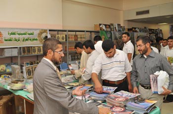 تقرير مصور عن فعاليات معرض المصطفى للكتاب الشامل وجناح العتبة الحسينية المقدسة  يشهد توافدا رسميا