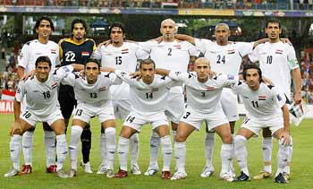 العراق يتعادل مع بولندا قبل افتتاح كأس القارات