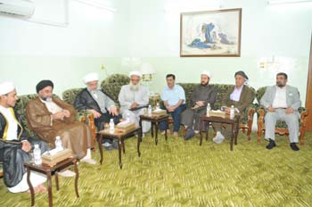 وفد من شيوخ عشائر وعلماء دين محافظة  السليمانية يزور العتبة الحسينية المقدسة