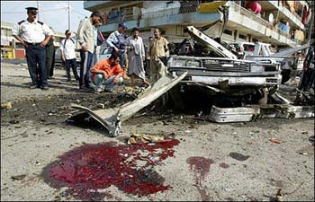 العتبتان الحسينية والعباسية المقدستان تخصصان منحة مالية لشهداء وجرحى انفجار سوق مريدي