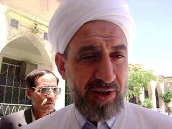 امام وخطيب الجامع الكبير في السليمانية يصف الارهابيين الذين يفجرون انفسهم بالخوارج الجدد