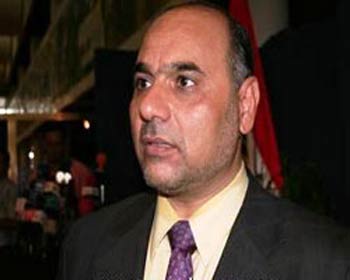 نائب برلماني : نسخة معدلة من الدستور ستعرض على البرلمان قريبا