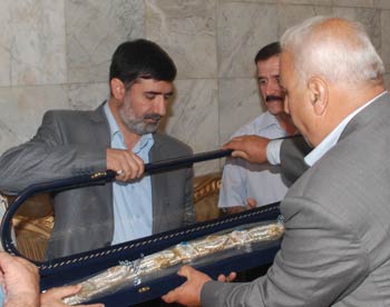 وفد اتحاد المصارعة العراقي يزور العتبة الحسينية المقدسة ويثمن دورها في بناء وحدة الصف العراقي