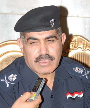 مدير شرطة بابل يزور العتبة الحسينية ويؤكد التنسيق مع شرطة كربلاء حول انجاح الزيارة الشعبانية