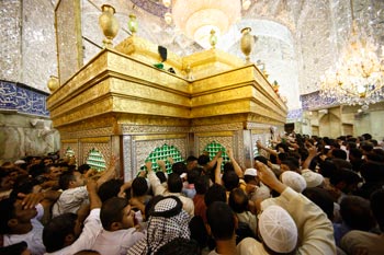 العتبة الحسينية المقدسة تستكمل خطتها ألامنية والخدمية لاستقبال زائري النصف من شعبان